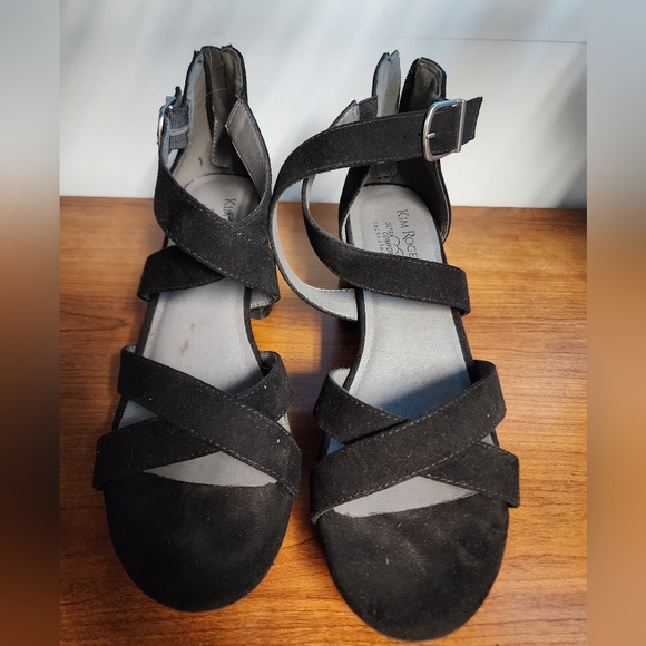 Kim Rogers- black heels - size 9 - Picture 2 of 8